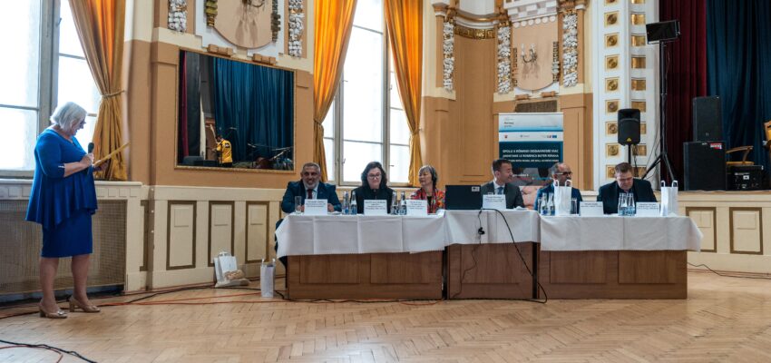 Spolu s Rómami dosiahneme viac - konferencia