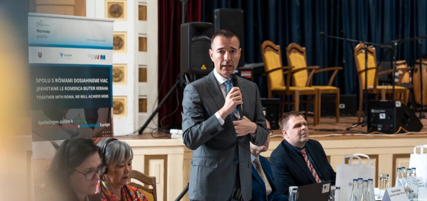 Spolu s Rómami dosiahneme viac - konferencia