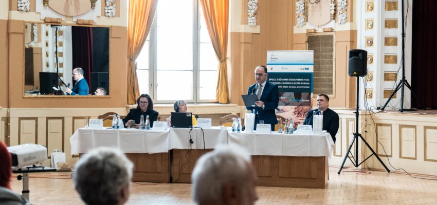 Spolu s Rómami dosiahneme viac - konferencia