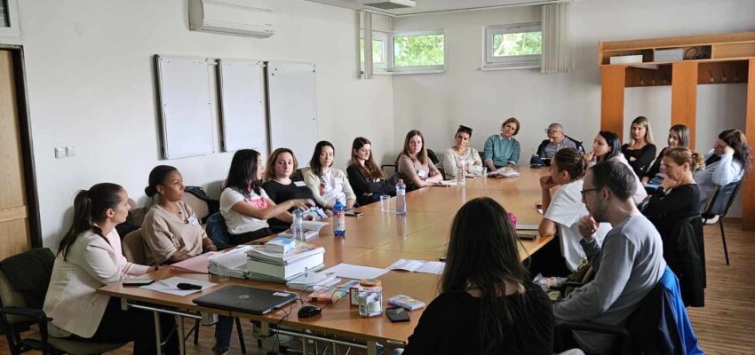 Informačný seminár pre školských psychológov v Banskej Bystrici priniesol nové inšpirácie a posilnil spoluprácu