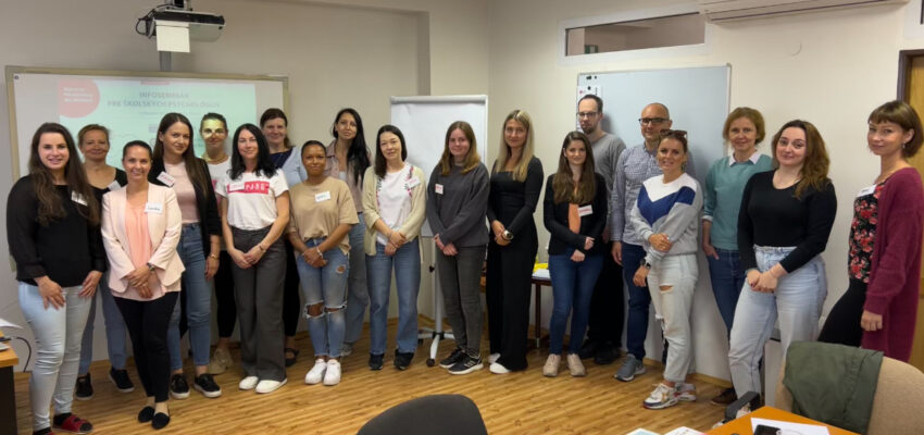 Informačný seminár pre školských psychológov v Banskej Bystrici priniesol nové inšpirácie a posilnil spoluprácu
